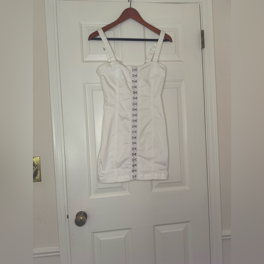 Forever 21 White Mini Dress clip up